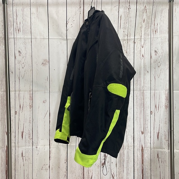 Speed and Strength riding jacket - Picture 3 of 10